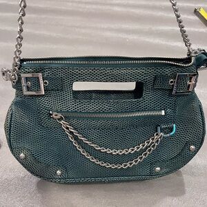 Rafe New York pocketbook.